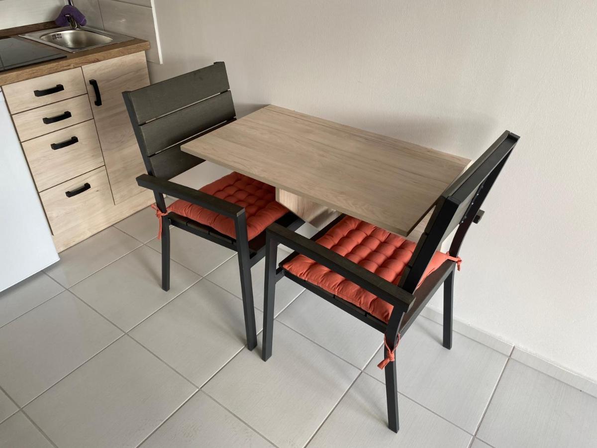 Zitalaka Apartman Igal Kültér fotó